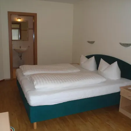 Walchenhof Penzion *